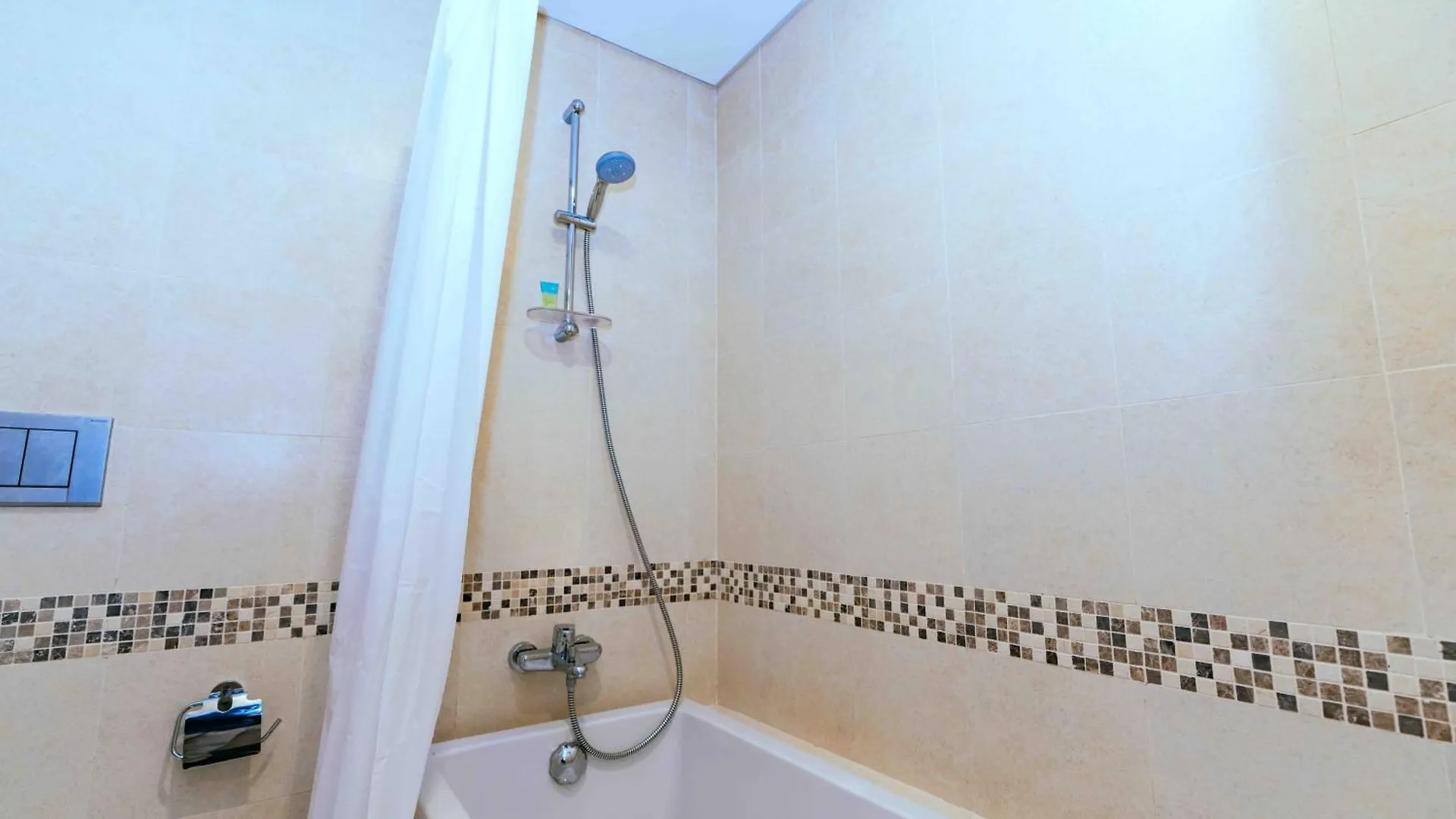 Two Bed In Ansam Hosted By Voyage Lägenhet Abu Dhabi Förenade Arabemiraten