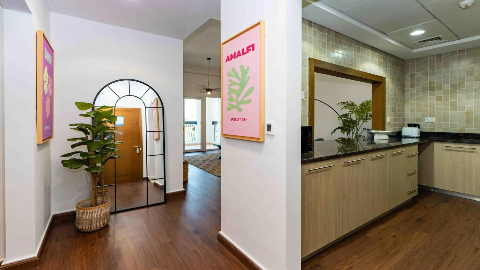Two Bed In Ansam Hosted By Voyage Lägenhet Abu Dhabi